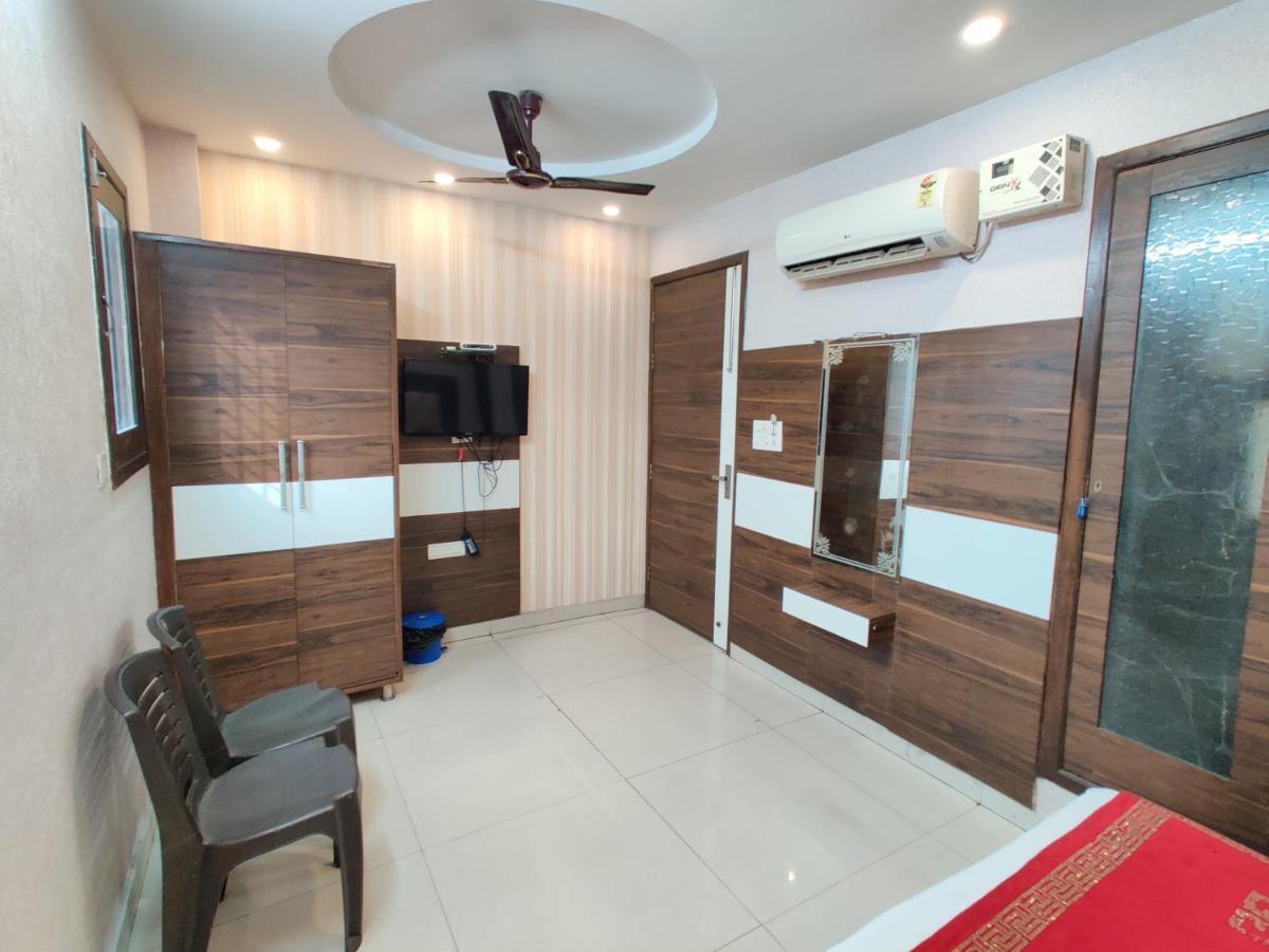 Hotel Robin Inn Amritsar Exterior foto
